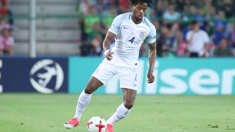 Nathaniel Chalobah playing for England U21s